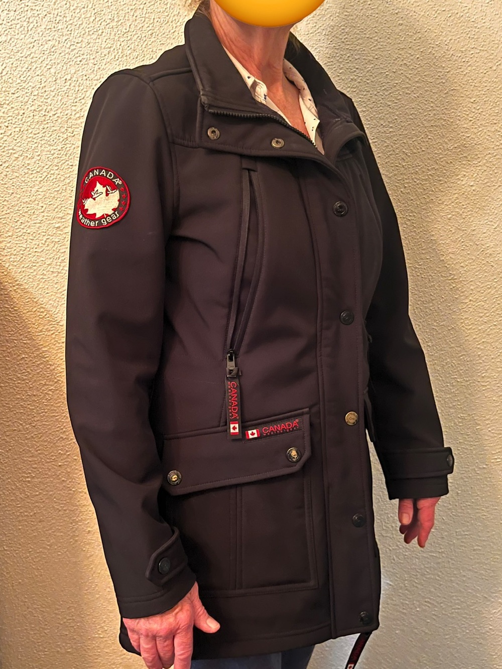 Canada Winter Gear Women's Black Softshell Ski Jacket